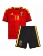 Otroške Nogometnih dresov Belgija Leandro Trossard #10 Domači SP 2026 Kratki rokavi (+ hlače)